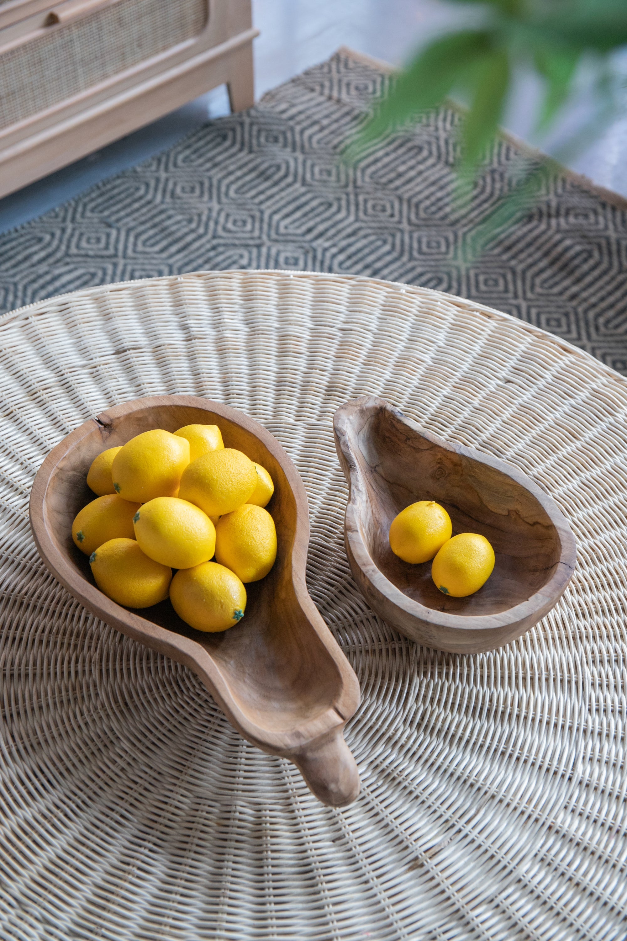Elegant S/2 Teak Gourd Bowls: Unique Design & Versatile Decor Options