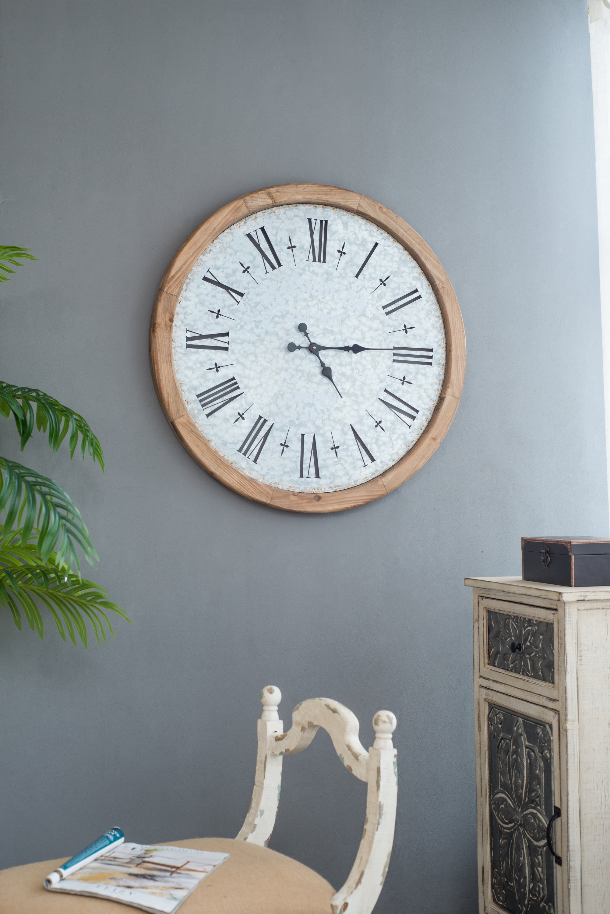 D32.3in Rustic Oversized Wall Clock with Fir Wood Frame & Vintage Charm